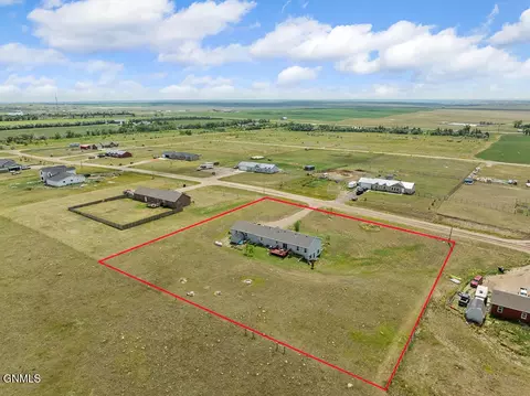 14923 Cochise St, Williston, ND 58801 photo 39