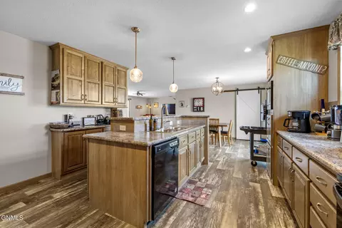 14923 Cochise St, Williston, ND 58801 photo 11