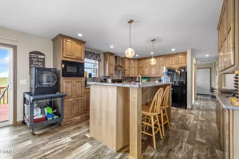 14923 Cochise St, Williston, ND 58801 photo 9