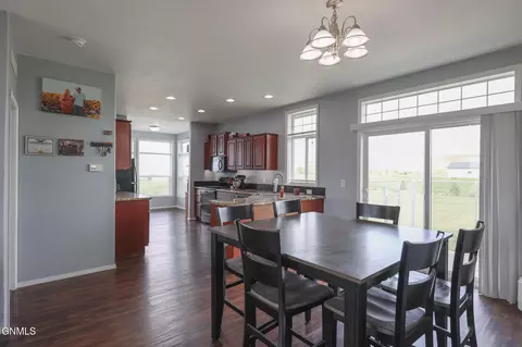Dining - 5512 Ronan Ave, Williston, ND 58801 photo 1 of 2