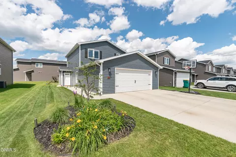 3816 24th St SE, Mandan, ND 58554 photo 4