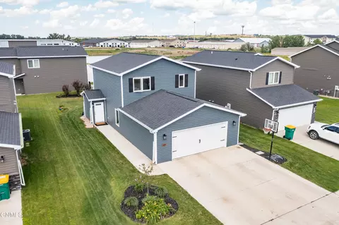 3816 24th St SE, Mandan, ND 58554