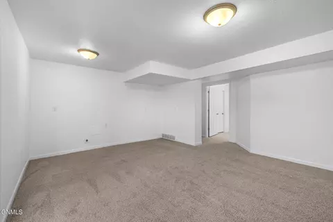 30 70th St E, Williston, ND 58801 photo 25