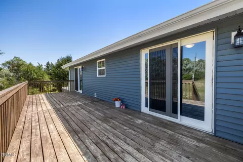 30 70th St E, Williston, ND 58801 photo 35