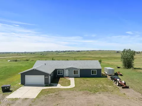 5479 Matthew Ave, Williston, ND 58801