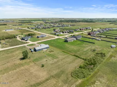 5479 Matthew Ave, Williston, ND 58801 photo 24