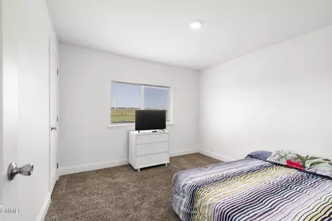 5479 Matthew Ave, Williston, ND 58801 photo 18