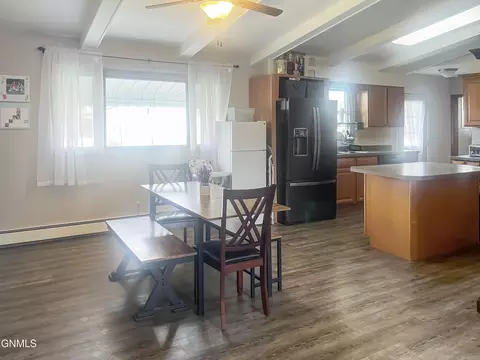 Dining - 703 14th St W, Williston, ND 58801 photo 2 of 2