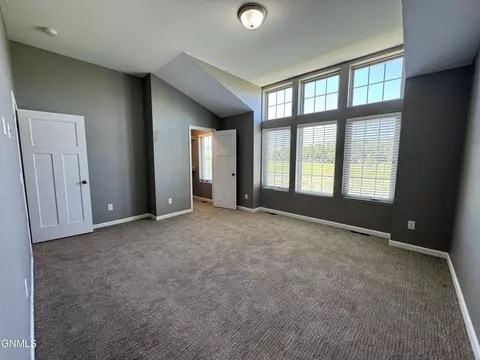 4003 E Calgary Ave, Bismarck, ND 58503 photo 46
