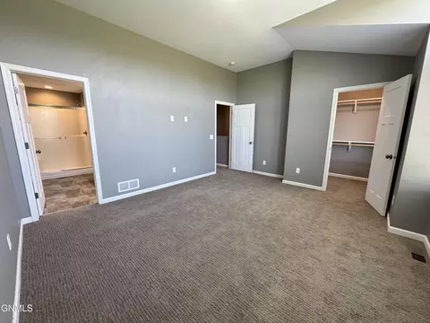 4003 E Calgary Ave, Bismarck, ND 58503 photo 47