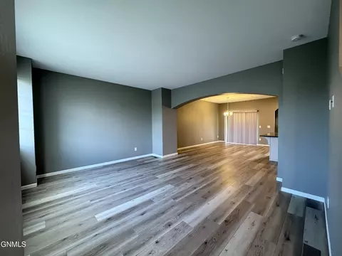 4003 E Calgary Ave, Bismarck, ND 58503 photo 22