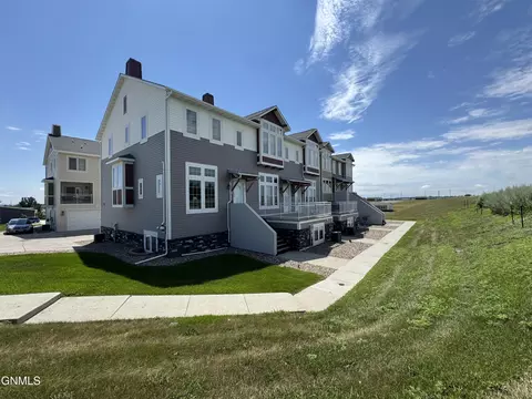 4003 E Calgary Ave, Bismarck, ND 58503 photo 12