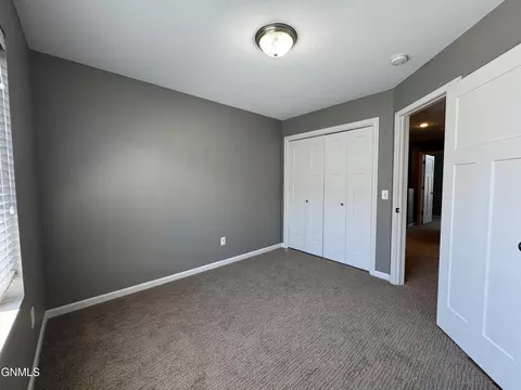 4003 E Calgary Ave, Bismarck, ND 58503 photo 57