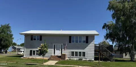 720 6th St W, Williston, ND 58801 photo 20