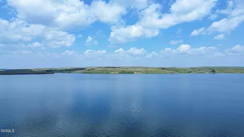 12 Grand View Ave SE, Tuttle, ND 58488