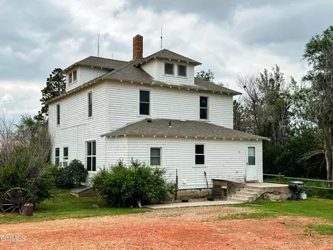 3950 Nd-16, Beach, ND 58621 photo 4