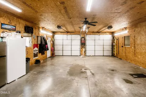 215 3rd Ave W, Gackle, ND 58442 photo 39