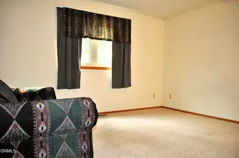 5021 Boulder Dr, Bismarck, ND 58504 photo 16