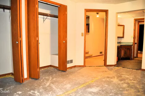 5021 Boulder Dr, Bismarck, ND 58504 photo 20
