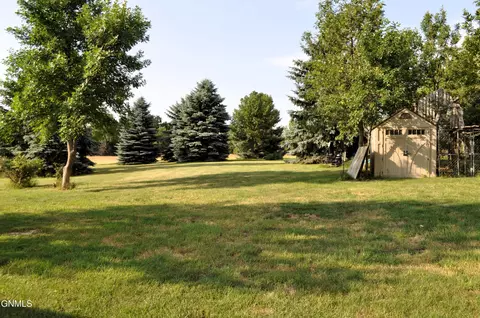 5021 Boulder Dr, Bismarck, ND 58504 photo 36