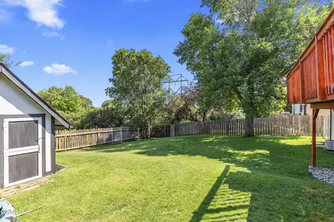 935 N 33rd St, Bismarck, ND 58501 photo 29