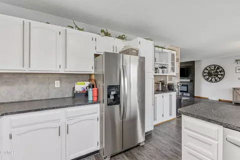 935 N 33rd St, Bismarck, ND 58501 photo 10