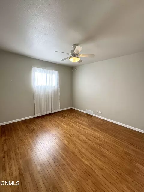 504 Iowa Ave, Mott, ND 58646 photo 40