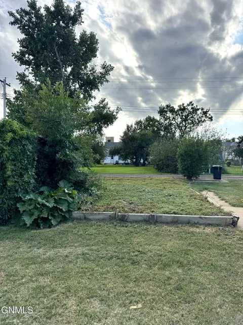 504 Iowa Ave, Mott, ND 58646 photo 50