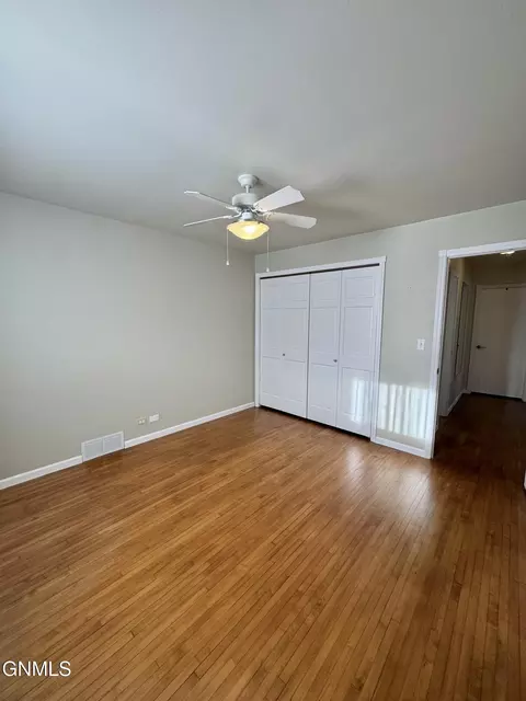 504 Iowa Ave, Mott, ND 58646 photo 41