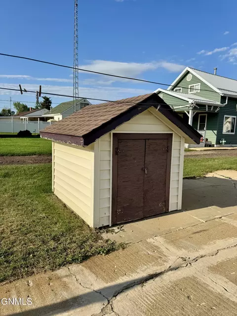 504 Iowa Ave, Mott, ND 58646 photo 53
