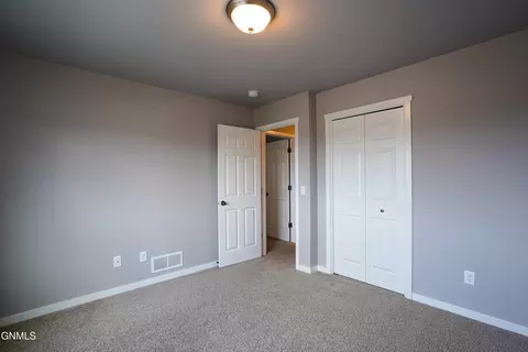 Bedroom - 603 Cobblestone Loop SW, Mandan, ND 58554 photo 4 of 4