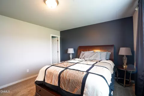 Bedroom - 603 Cobblestone Loop SW, Mandan, ND 58554 photo 1 of 4