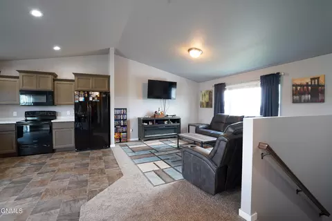 Other - 603 Cobblestone Loop SW, Mandan, ND 58554 photo 1 of 8