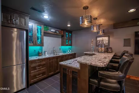 Kitchen - 3102 Clairmont Rd, Bismarck, ND 58504 photo 8 of 10