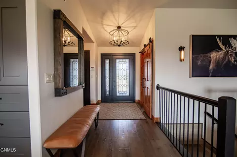 Entry Way - 3102 Clairmont Rd, Bismarck, ND 58504 photo 1 of 4