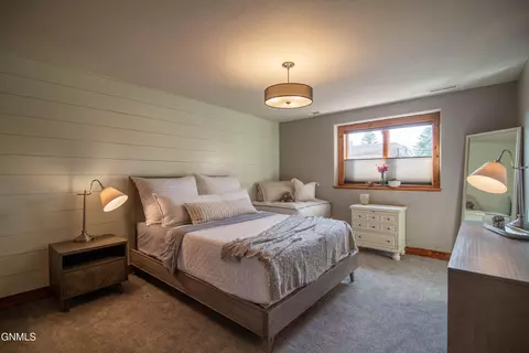 Bedroom - 3102 Clairmont Rd, Bismarck, ND 58504 photo 12 of 13