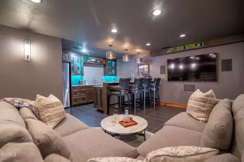 Living - 3102 Clairmont Rd, Bismarck, ND 58504 photo 5 of 5