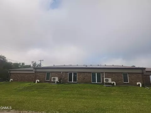 122 Helen St N, Streeter, ND 58483