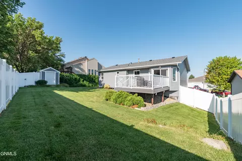 1504 3rd Ave NE, Mandan, ND 58554 photo 26