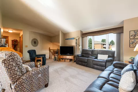 1504 3rd Ave NE, Mandan, ND 58554 photo 6