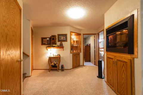 1504 3rd Ave NE, Mandan, ND 58554 photo 16