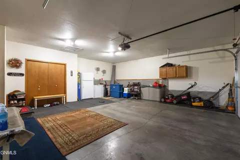 1504 3rd Ave NE, Mandan, ND 58554 photo 22