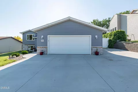 1504 3rd Ave NE, Mandan, ND 58554 photo 31