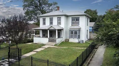 522 N 2nd St, Bismarck, ND 58501