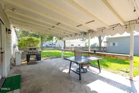 Exterior - 641 17th Ave W, Williston, ND 58801 photo 4 of 5