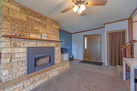 Entry Way - 641 17th Ave W, Williston, ND 58801 photo 5 of 5