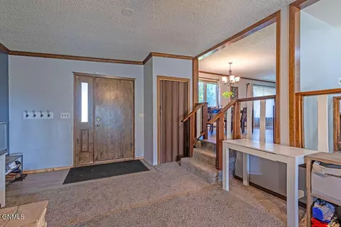 Entry Way - 641 17th Ave W, Williston, ND 58801 photo 4 of 5