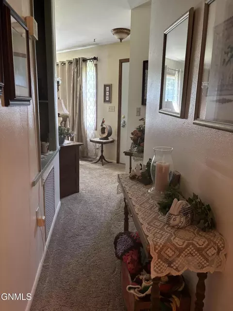 Entry Way - 2815 9th Ave E, Williston, ND 58801 photo 1 of 1