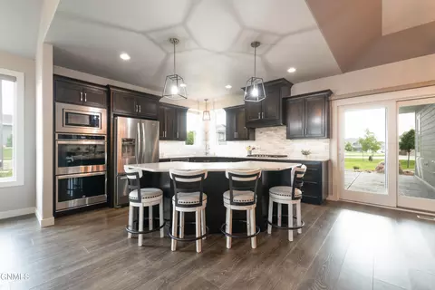 1424 Community Lp, Bismarck, ND 58503 photo 11