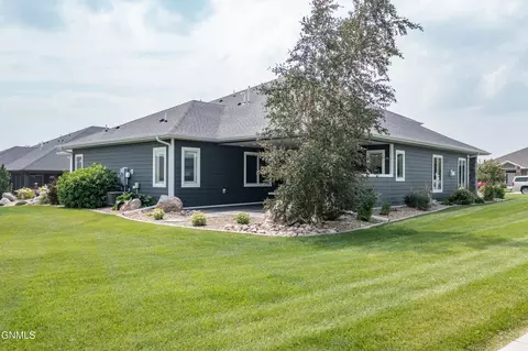 1424 Community Lp, Bismarck, ND 58503 photo 32